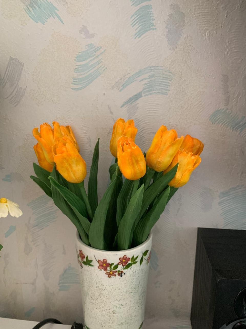 картинка Желтые тюльпаны  от магазина Одежда+