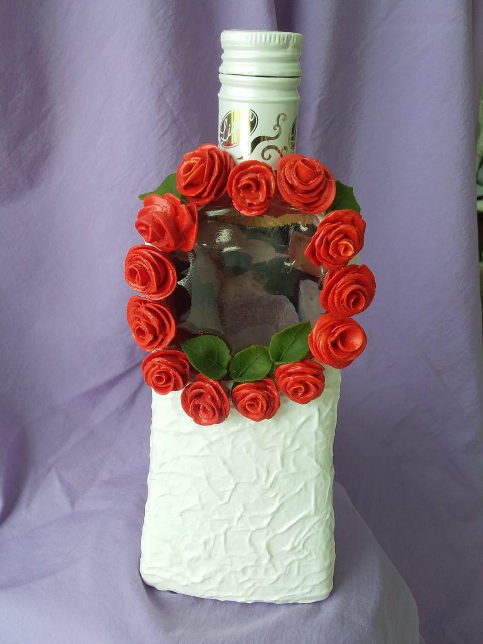 картинка Бутылка "Красные розы" от магазина Одежда+
