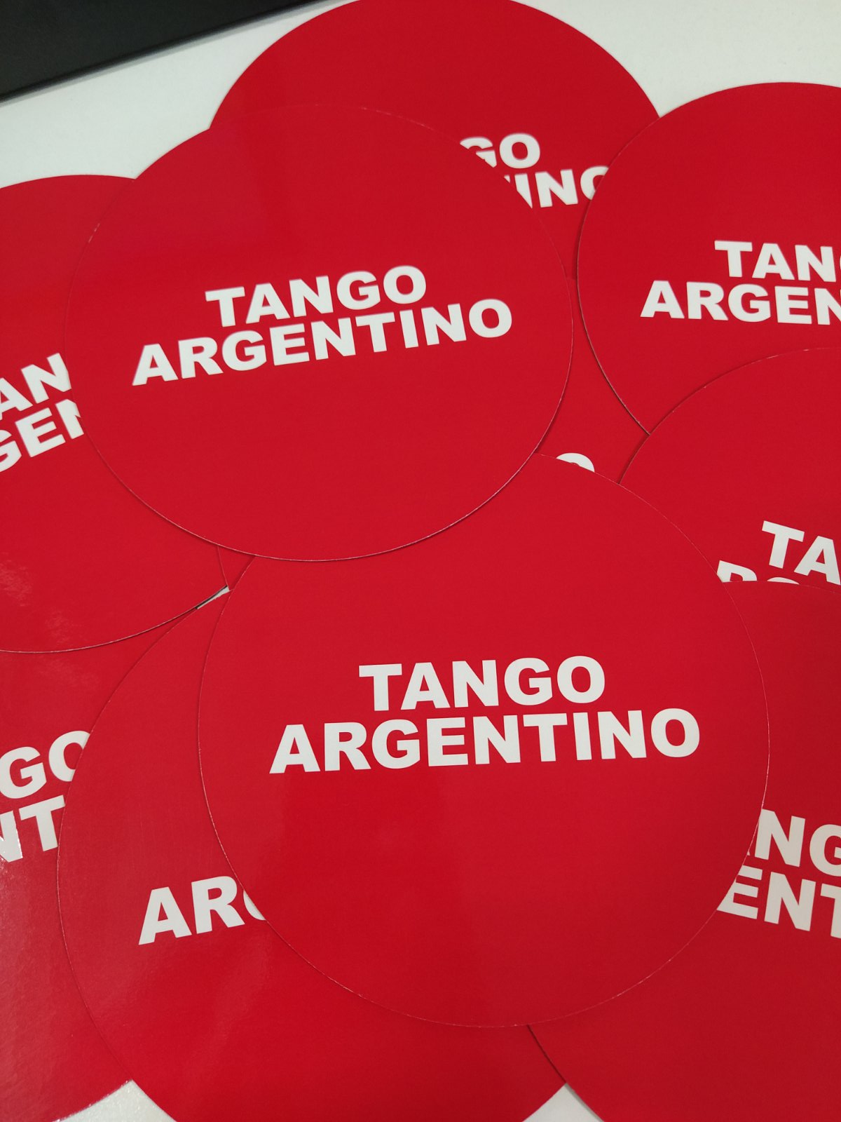 картинка Магнит-значок "ТANGO ARGENTINO" от магазина Одежда+