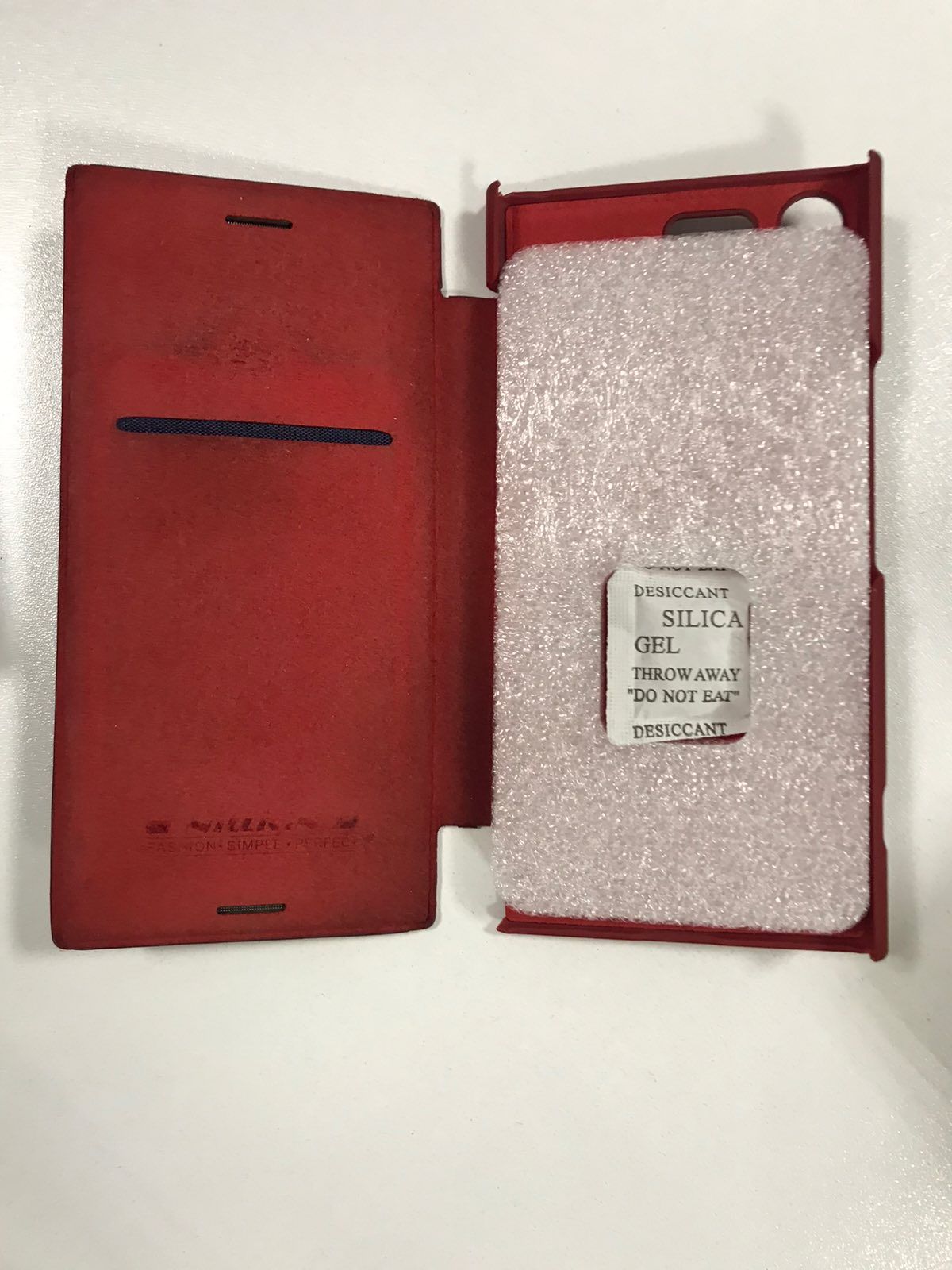 картинка Чехол-книжка NILLKIN для телефона Sony Xperia XZ от магазина Одежда+